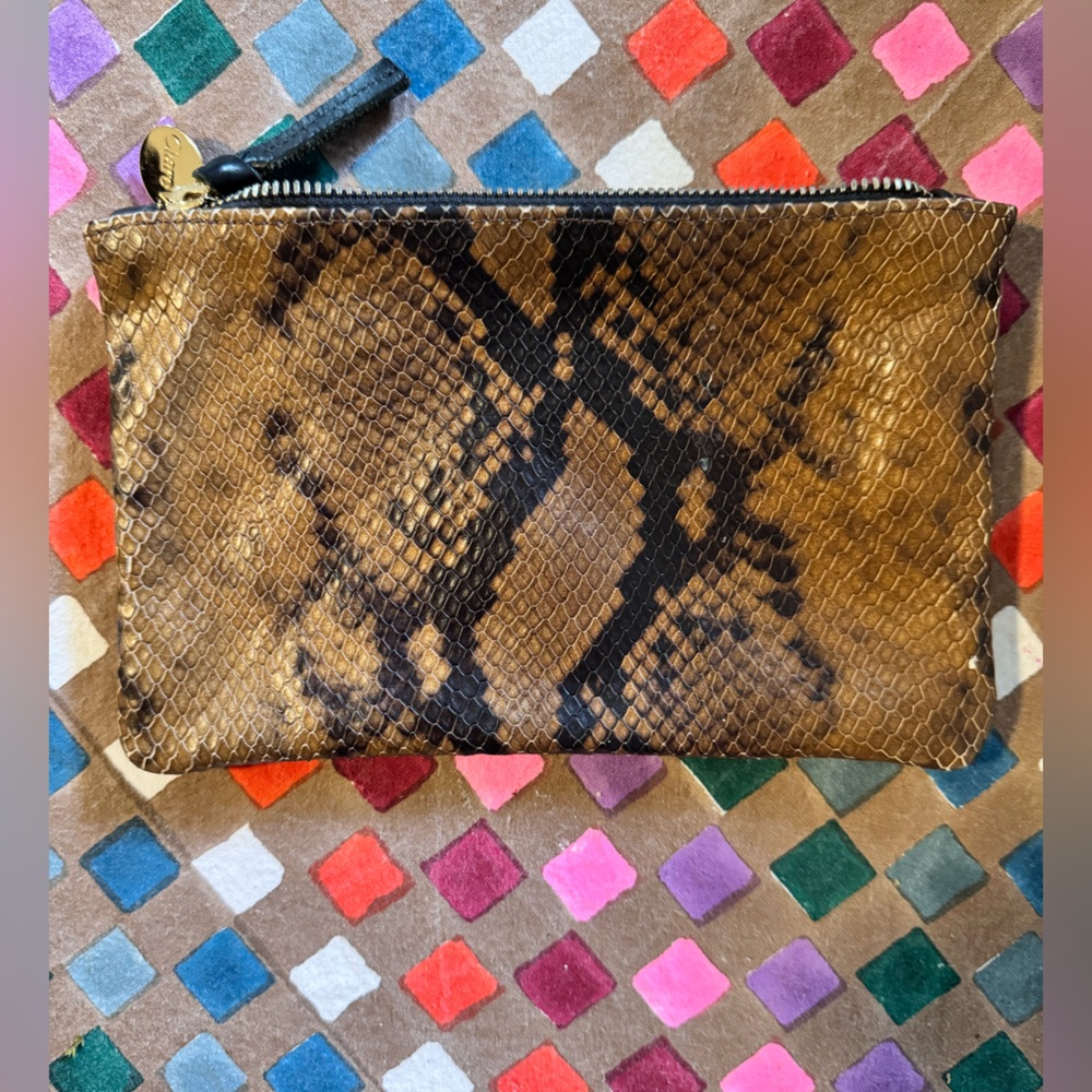 Clare V. Wallet